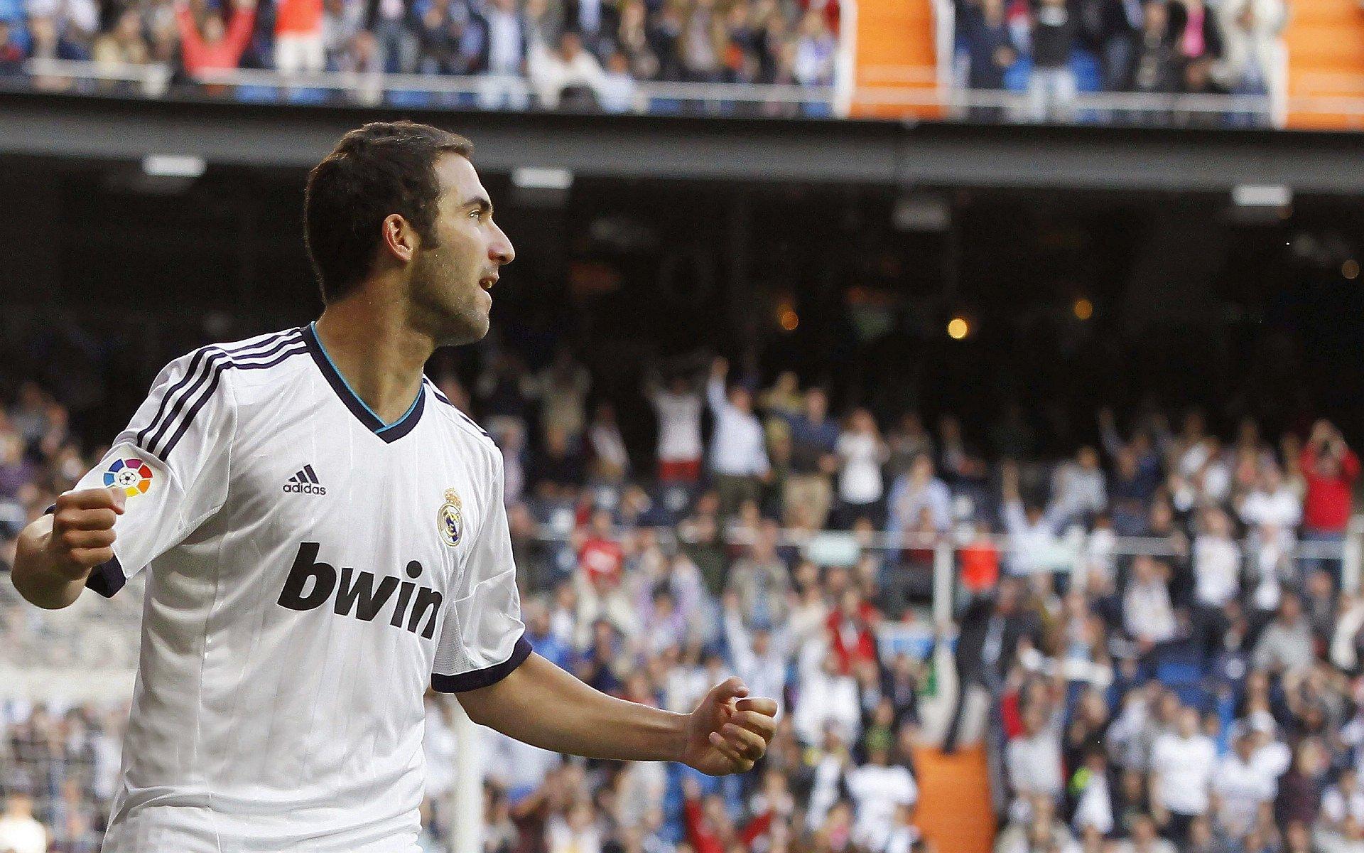 教练组全力选拔新锐力量 助力队伍逆袭冲击联赛高峰